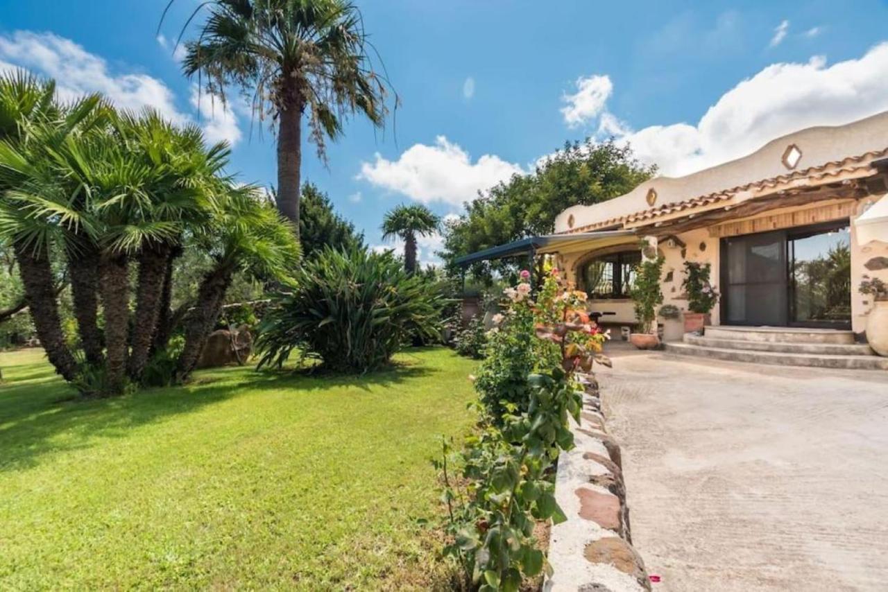 Villa Con Immenso Giardino Orosei Zewnętrze zdjęcie