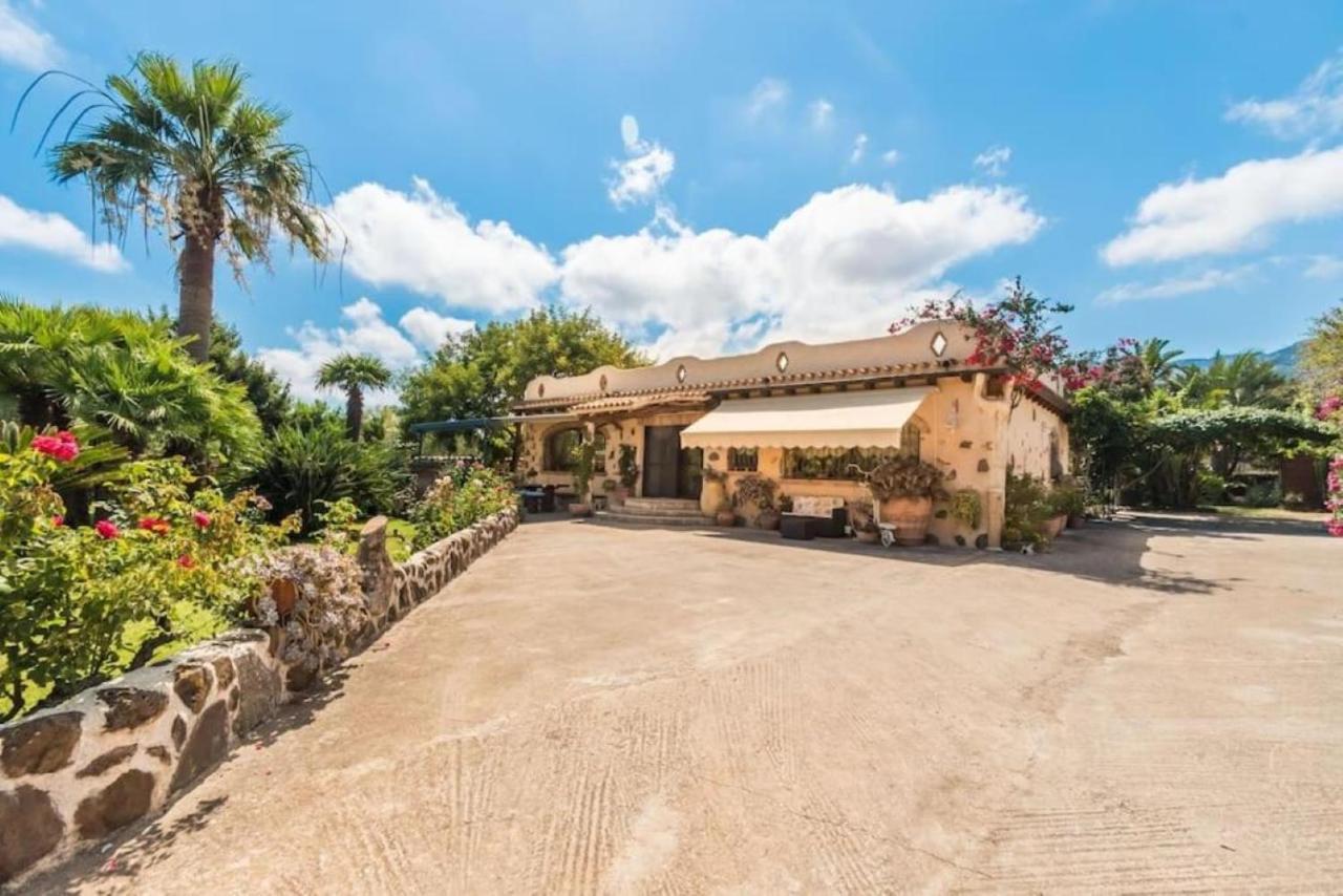 Villa Con Immenso Giardino Orosei Zewnętrze zdjęcie