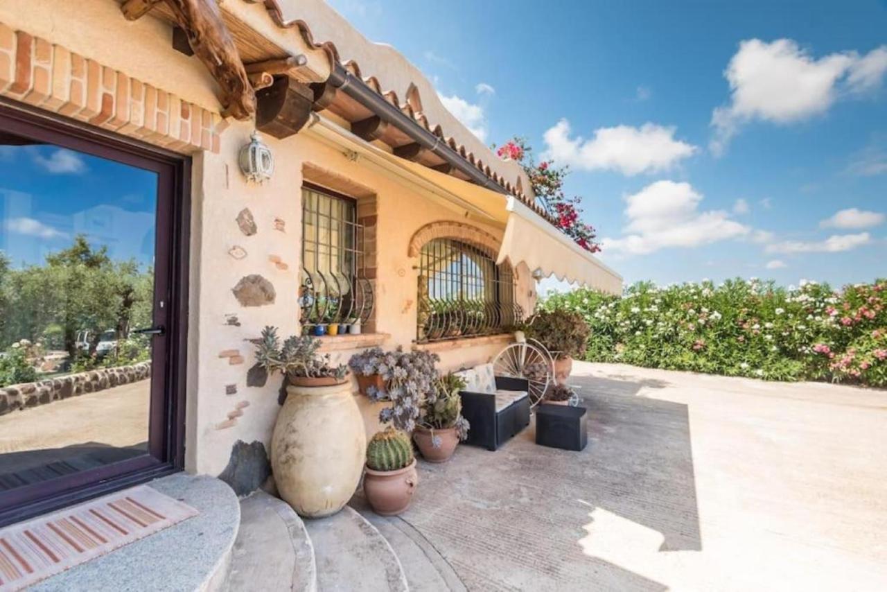 Villa Con Immenso Giardino Orosei Zewnętrze zdjęcie