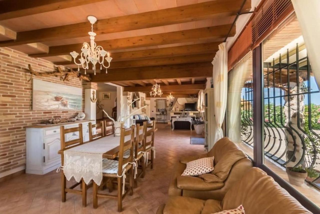 Villa Con Immenso Giardino Orosei Zewnętrze zdjęcie