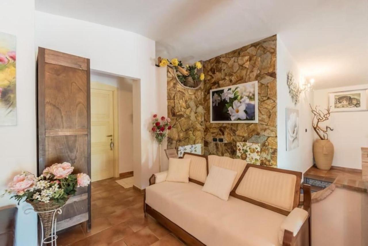 Villa Con Immenso Giardino Orosei Zewnętrze zdjęcie