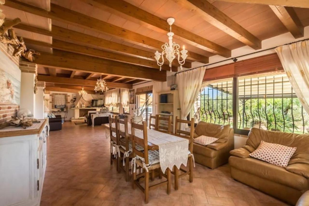Villa Con Immenso Giardino Orosei Zewnętrze zdjęcie